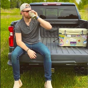 Welcome to my closet!